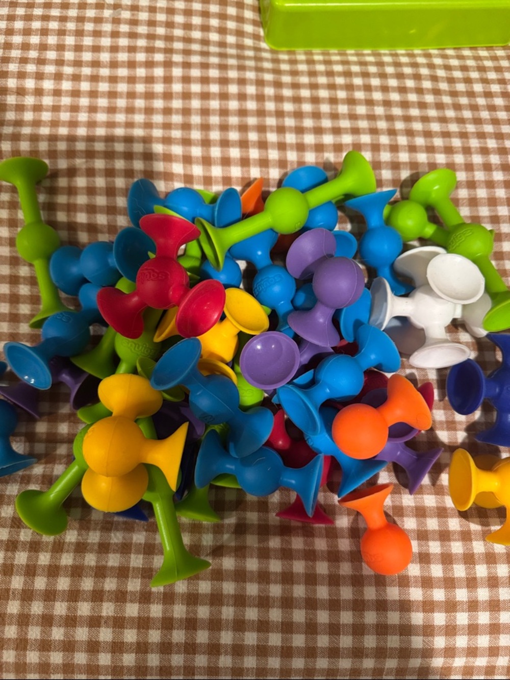 Colorful Suction Building Pebbles - Multicolor Kids Construction Toy